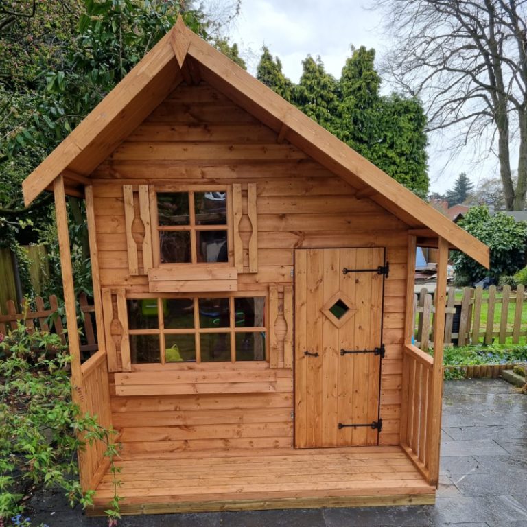 Bards 6' x 10' Charlie Custom Playhouse Including Veranda