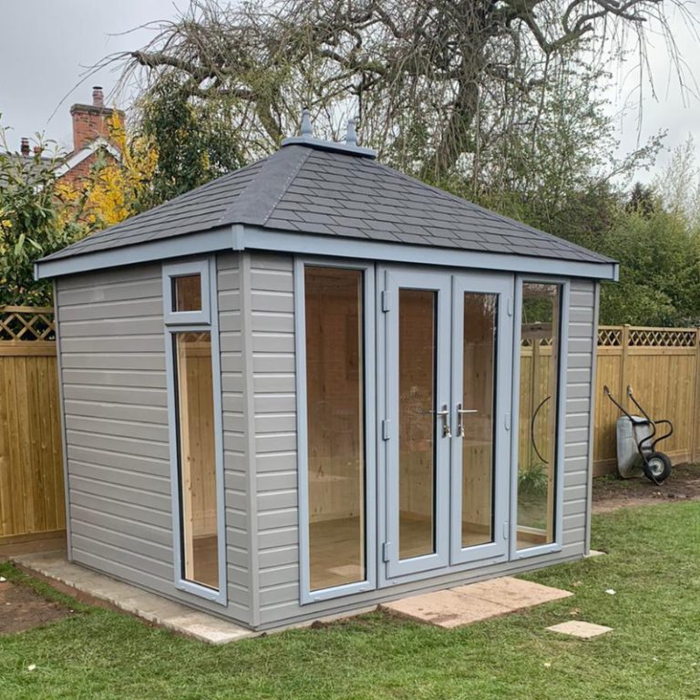 Bards 14' x 10' Yorick Bespoke Insulated Garden Room - Painted