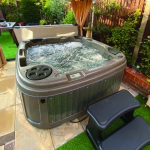 Rotospa DuraSpa S160 5-6 Person Luxury Spa Hot Tub with 8.8kw Air Sourced Heat Pump - Dark Grey